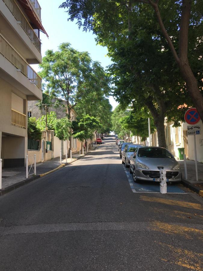 Goeland 3, Climatise, Wifi, Balcons Petite Vue Mer Laterale Au 3 Eme Etage Sans Ascenseur Toulon Ngoại thất bức ảnh