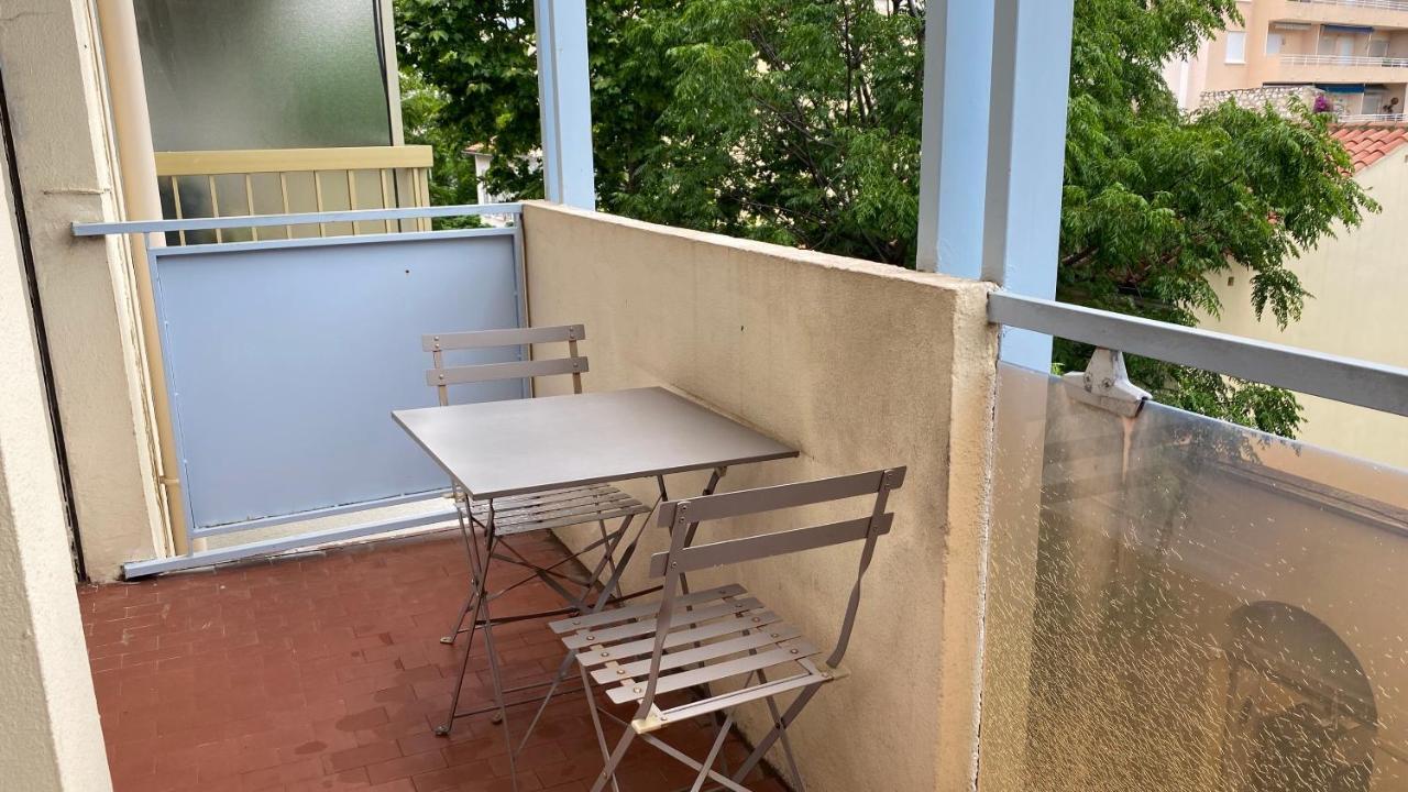 Goeland 3, Climatise, Wifi, Balcons Petite Vue Mer Laterale Au 3 Eme Etage Sans Ascenseur Toulon Ngoại thất bức ảnh