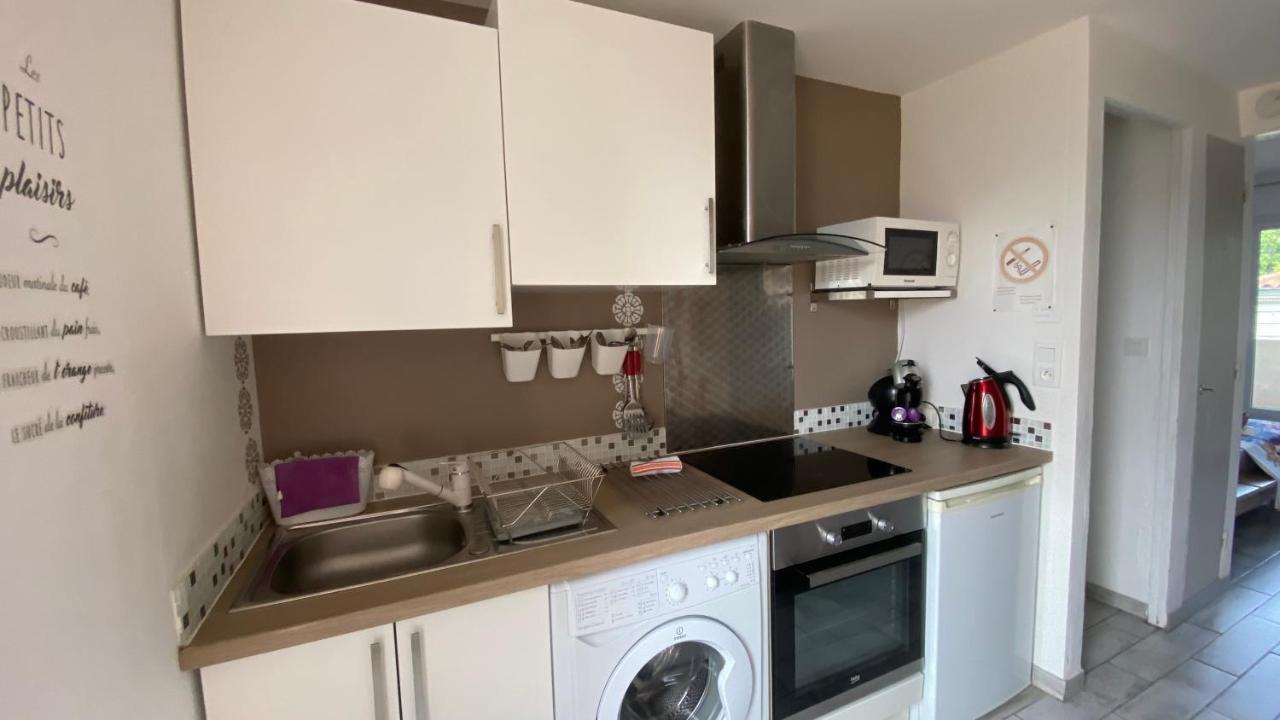 Goeland 3, Climatise, Wifi, Balcons Petite Vue Mer Laterale Au 3 Eme Etage Sans Ascenseur Toulon Ngoại thất bức ảnh